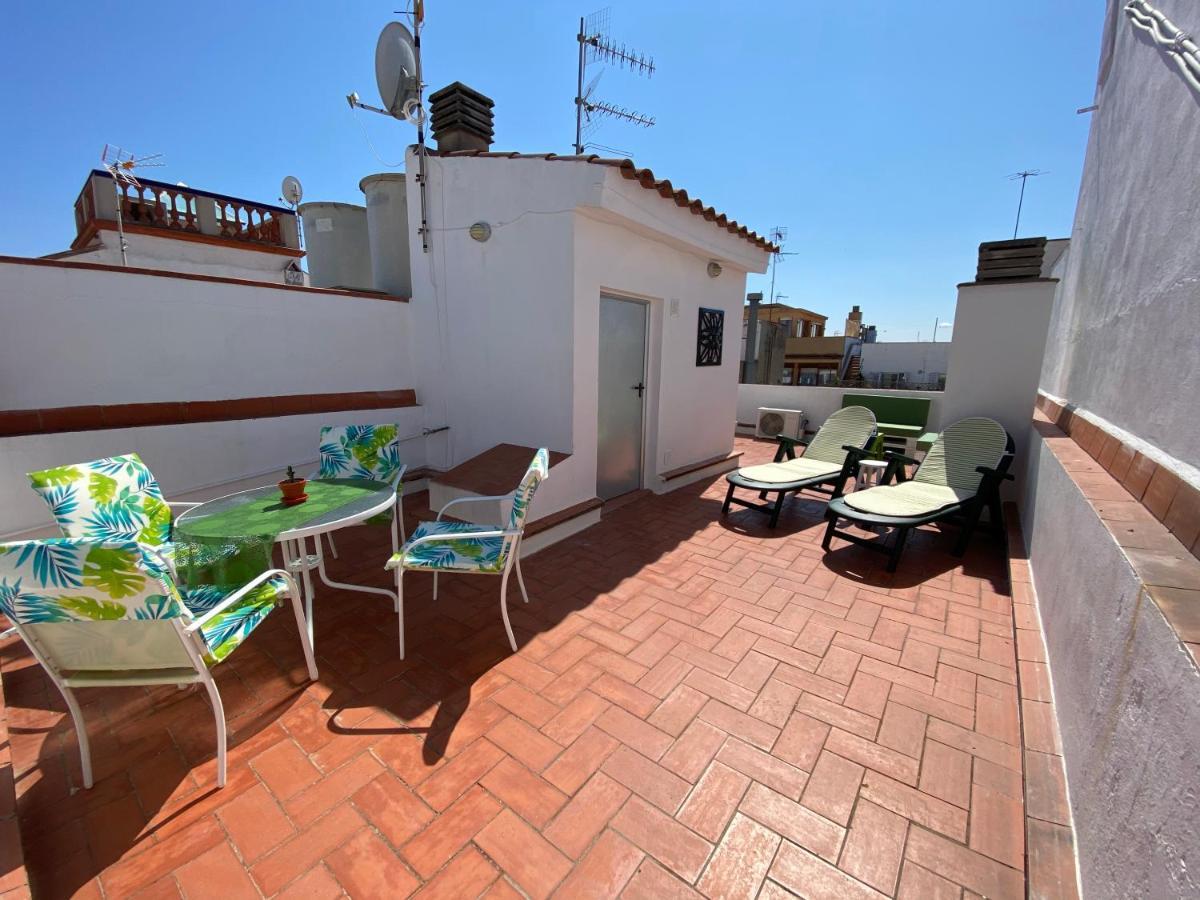 Amazing 2 Bedroom Apartment With Big Sun Terrace Sitges Centre Beach Exterior photo